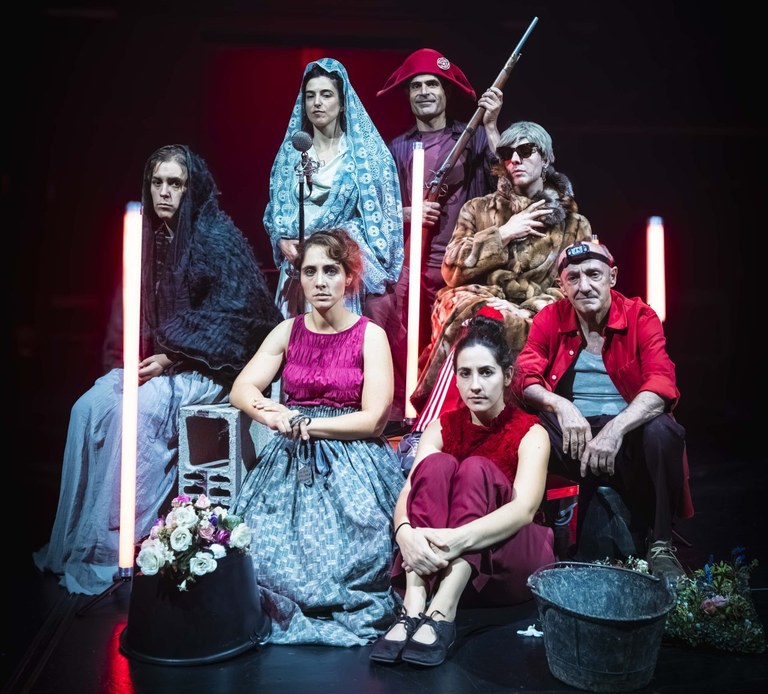 Teatro: "Nor naizen baneki"