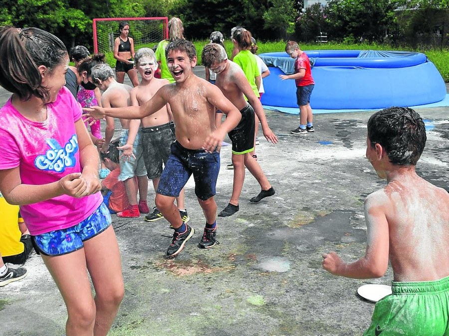 Abierta la fecha de inscripción de udalekuak, gazte oporraldiak y euskal udalekuak