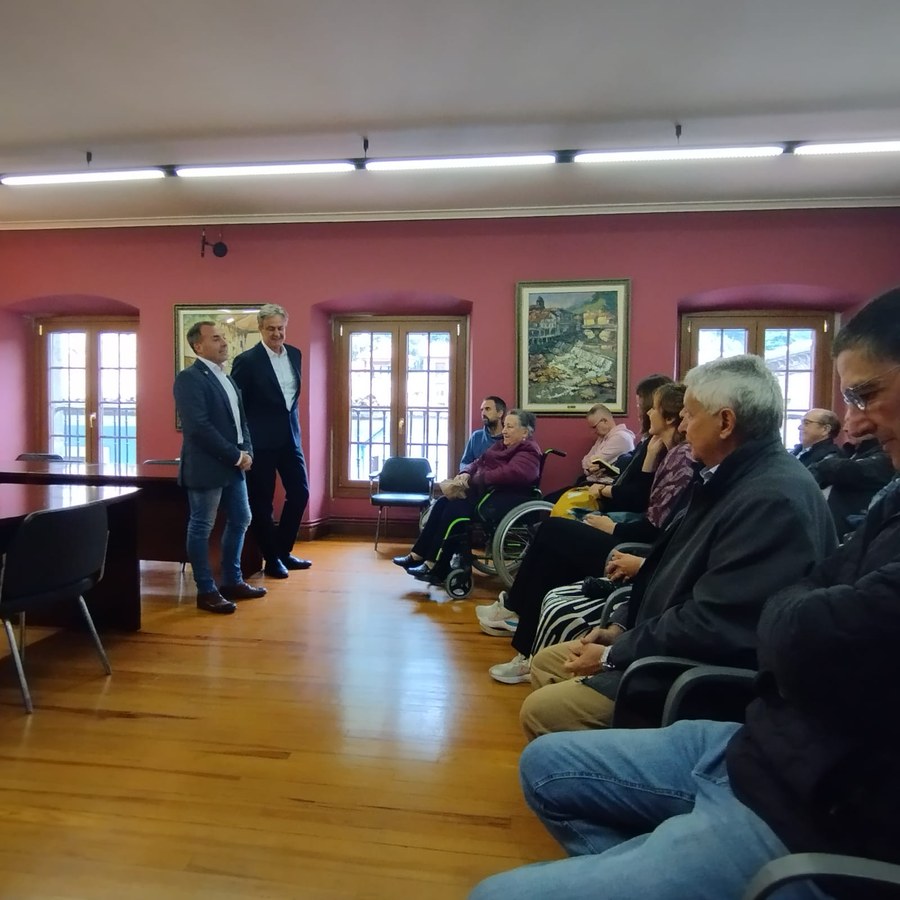 Caluroso homenaje al vecino y científico Pedro Larrañaga este mediodía