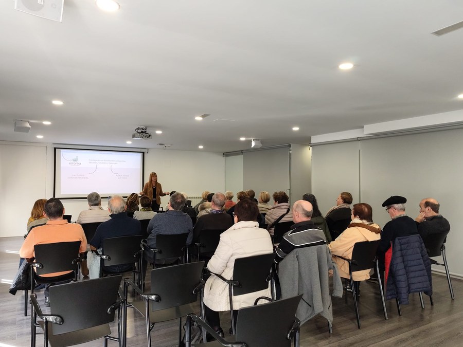 Dentro del proyecto JendartEKIN, mañana, martes, tendrá lugar la charla abierta "La no transición energética", en castellano