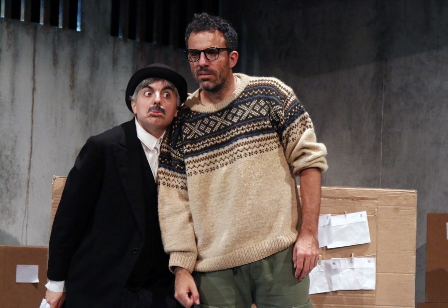 El ciclo "Antzerki garaia" terminará este viernes, 19 de diciembre, con la obra "Postdatarik gabeko gutunak"