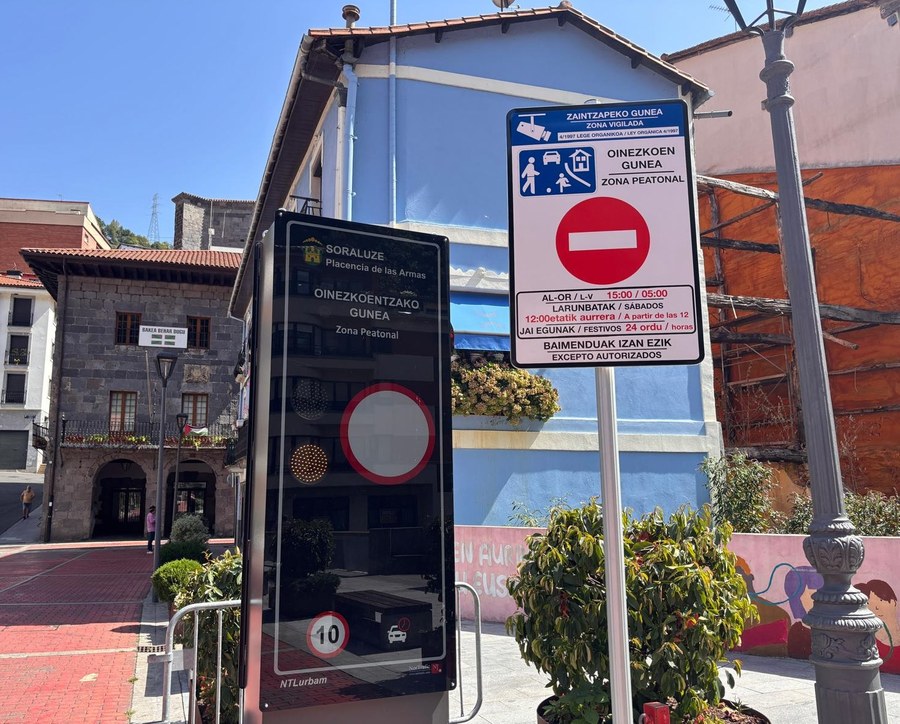 El nuevo sistema que controlará la zona peatonal del centro de la localidad entrará en funcionamiento el próximo lunes, 7 de septiembre