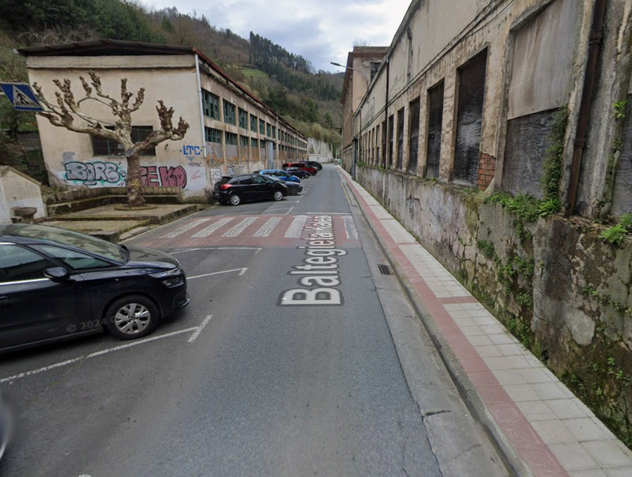 Este miércoles, 22 de abril, comenzarán las obras para cambiar de lado los aparcamientos de SAPA