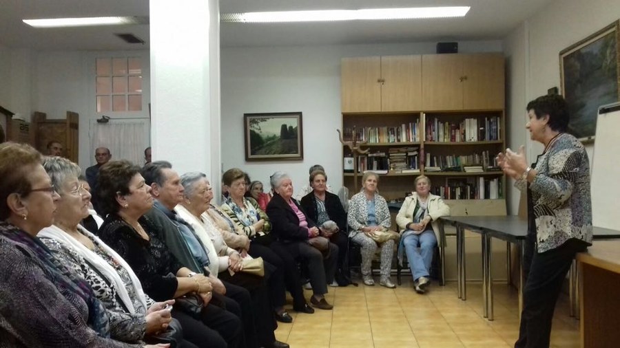Estiramientos para personas mayores Estiramientos para personas mayores