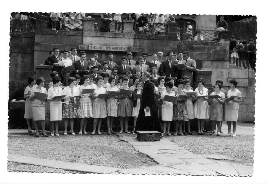 Homenaje a Don Ascensio Gurrutxaga