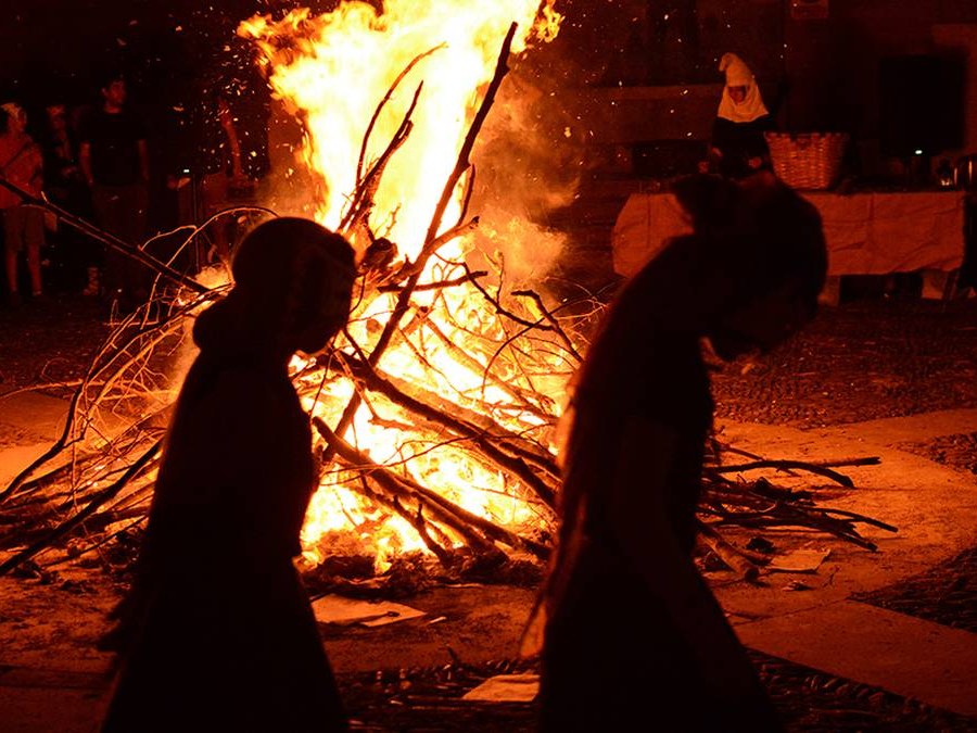 Hoy, 23 de junio, el Ayuntamiento también ha acondicionado espacios para protegerse del calor y el de la Plaza Nueva será el único pequeño fuego permitido durante la Udate Gaba