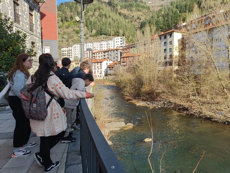 Ibaiarena argazkia.jpeg