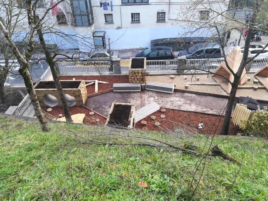 Inauguración del parque infantil de la estación