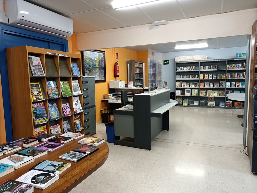 La biblioteca municipal inicia el curso con diversos cambios