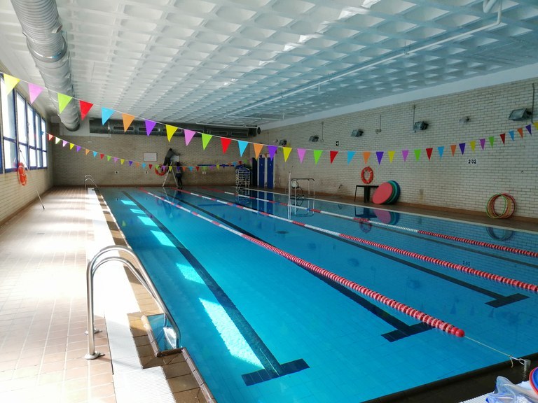 El miércoles la piscina cerrada