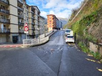 La renovación del pavimento de Ezozbidea se llevará a cabo los próximos lunes y martes, 29 y 30 de septiembre; se cortará la calle para vehículos