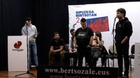 La última eliminatoria de la fase de clasificación del Campeonato de Bertsolaris de Gipuzkoa se disputará el domingo en Soraluze