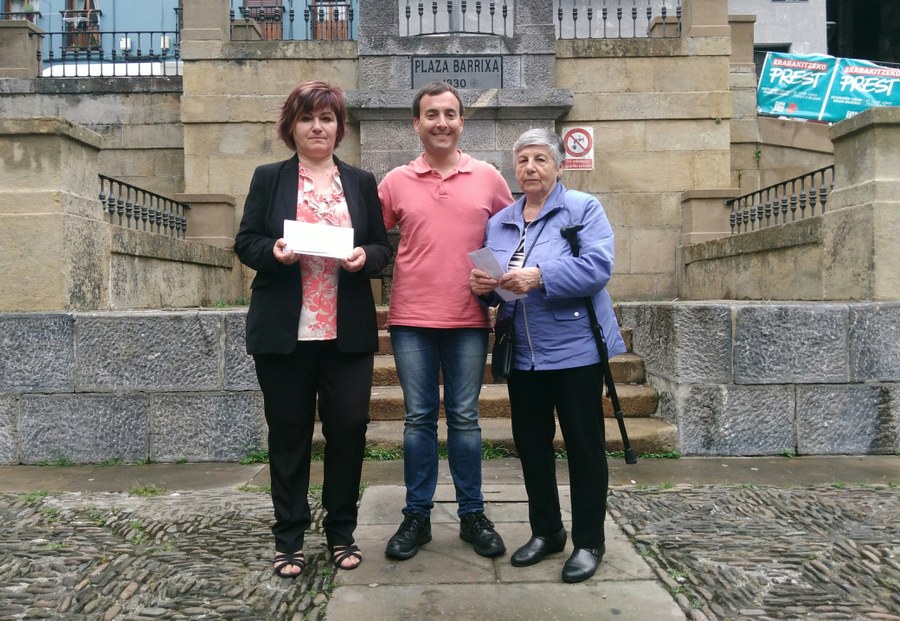 Premios del concurso de flores