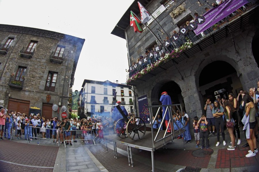 Reunión abierta para preparar las fiestas