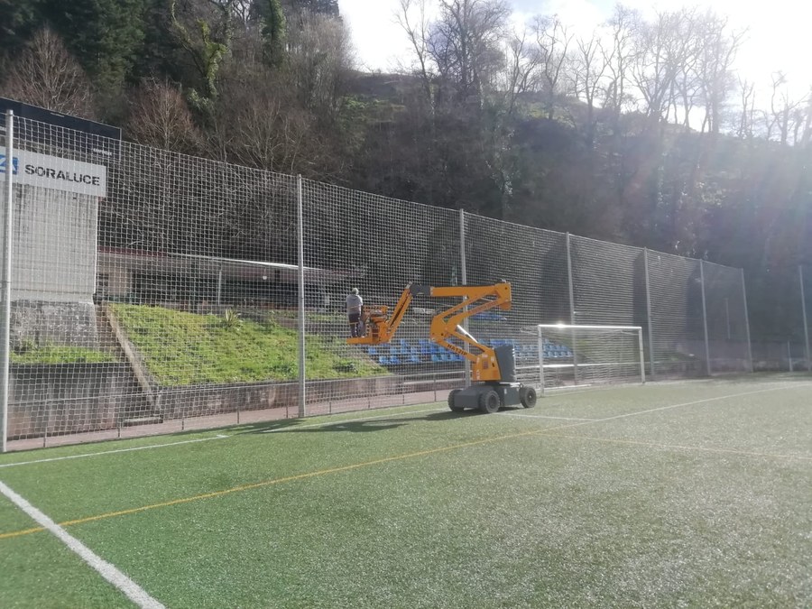 Trabajos de mejora del campo de fútbol