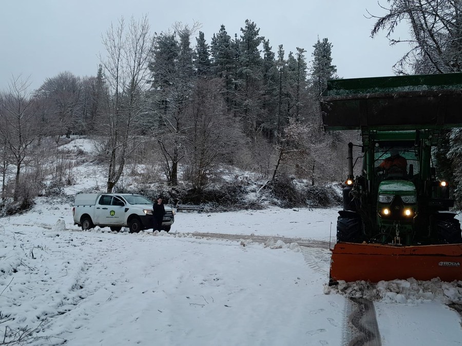 Trabajos de retirada de desprendimientos y nieve