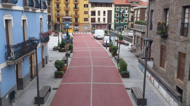Erdigunea trafikora itxita Erdigunea trafikora itxita