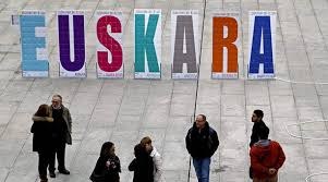 Graduondoko Ikastaroak egiteko laguntzak Graduondoko Ikastaroak egiteko laguntzak