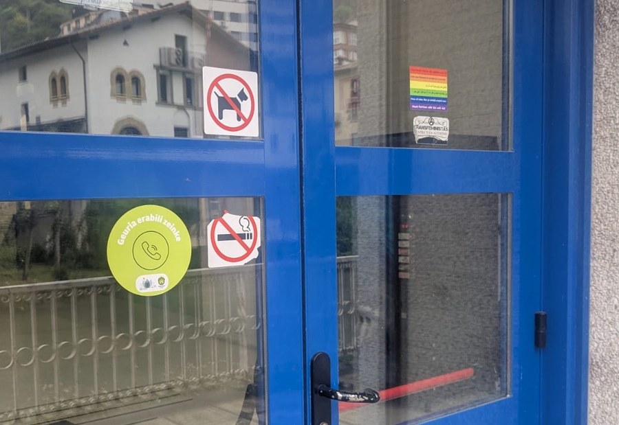 Jaso Burua Soraluzek Udalarekin elkarlanean, “Geuria Erabili Zeinke” kanpaina abiatu du herriko saltoki, taberna eta gune publikoekin batera Jaso Burua Soraluzek Udalarekin elkarlanean, “Geuria Erabili Zeinke” kanpaina abiatu du herriko saltoki, taberna eta gune publikoekin batera