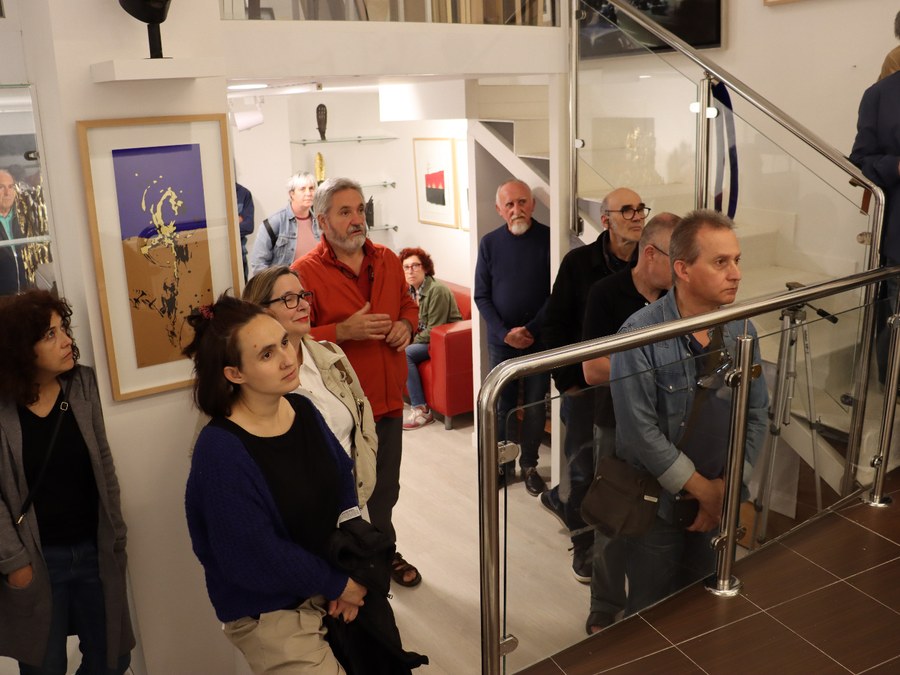 Koldobika Jauregi artista hil da, Oreka Art galerian erakusketa aurkeztu berritan