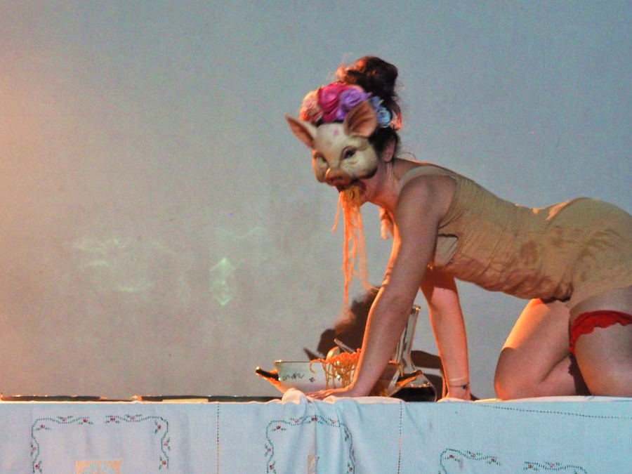 "La Deskarada" antzezlanerako sarrerak salgai daude dagoeneko, online eta udal liburutegian