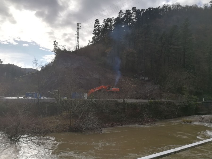 Leherketa kontrolatua biribilgune berrian Leherketa kontrolatua biribilgune berrian