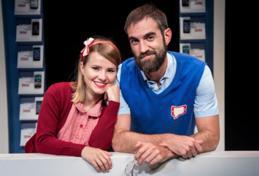"Losers" antzezlanerako sarrerak salgai "Losers" antzezlanerako sarrerak salgai