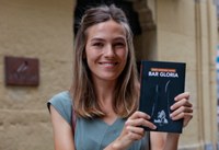 Nerea Ibarzabal irakurle klubeko tertulian