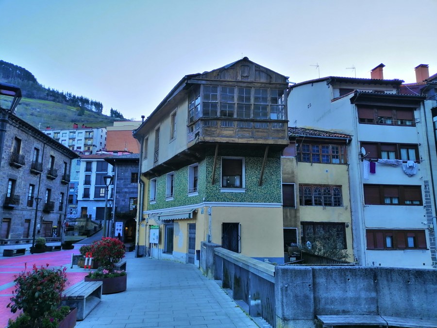 Santa Ana 2ko eraikinaren eraisketa