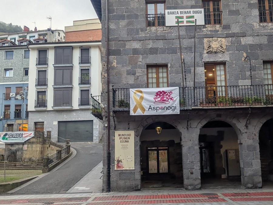 Soraluzek bat egingo du Aspanogiren "Pankarta ibiltaria" kanpainarekin